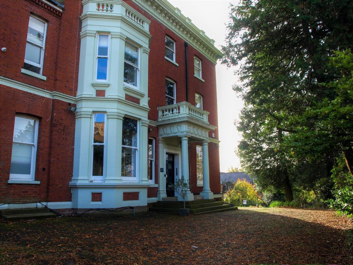 Torrington Hall St Albans Exterior foto